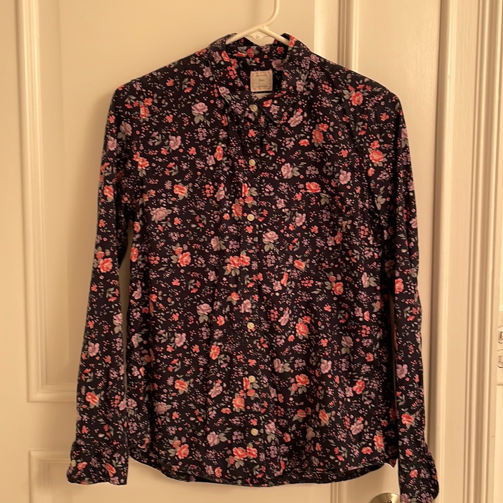 GAP Floral Shirt size small